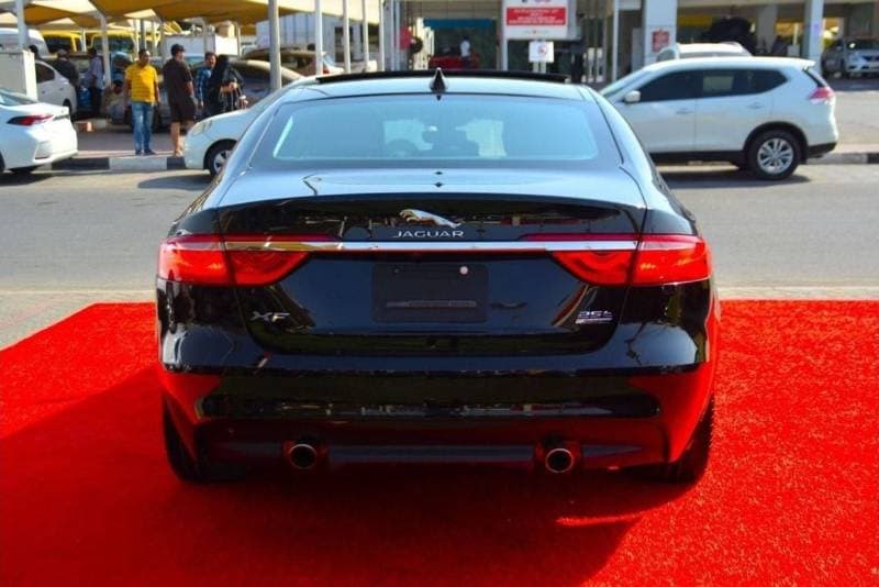 2020 Jaguar XF PORTFOLIO thumbnail 7
