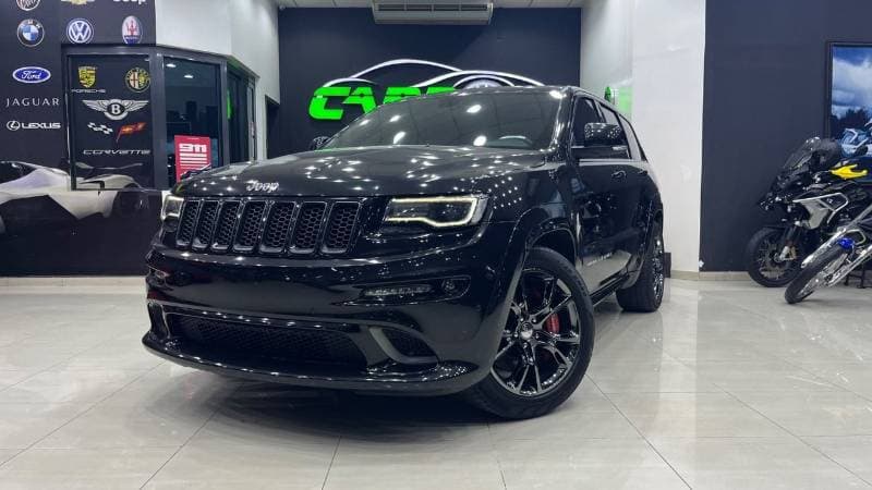 2016 Jeep Grand Cherokee SRT thumbnail 2