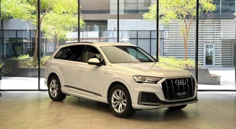 2022 Audi Q7 55 TFSI thumbnail 3