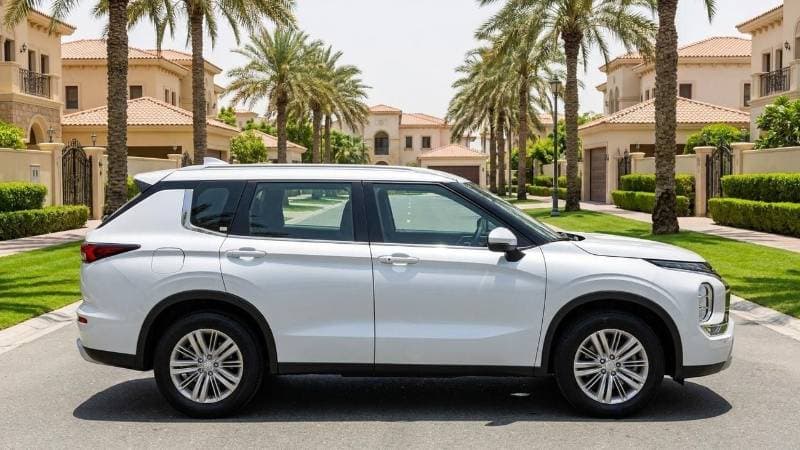 2025 Mitsubishi Outlander GLX MIDLINE thumbnail 3