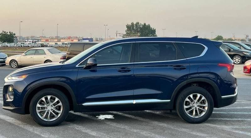 2019 Hyundai Santa Fe STANDARD thumbnail 5