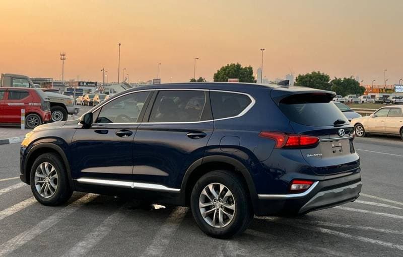 2019 Hyundai Santa Fe STANDARD thumbnail 6