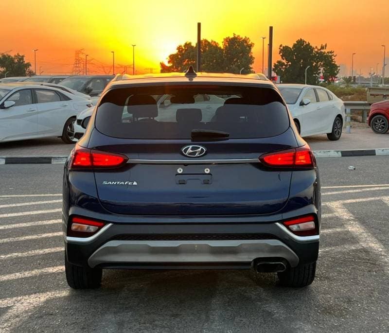 2019 Hyundai Santa Fe STANDARD thumbnail 8