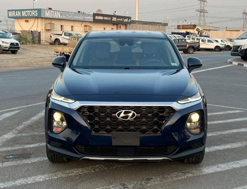 2019 Hyundai Santa Fe STANDARD thumbnail 3
