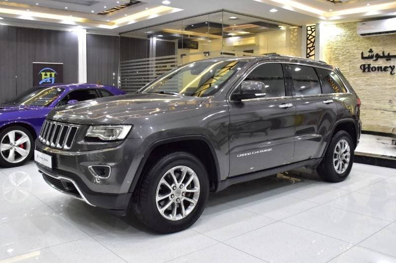 2015 Jeep Grand Cherokee LIMITED thumbnail 3