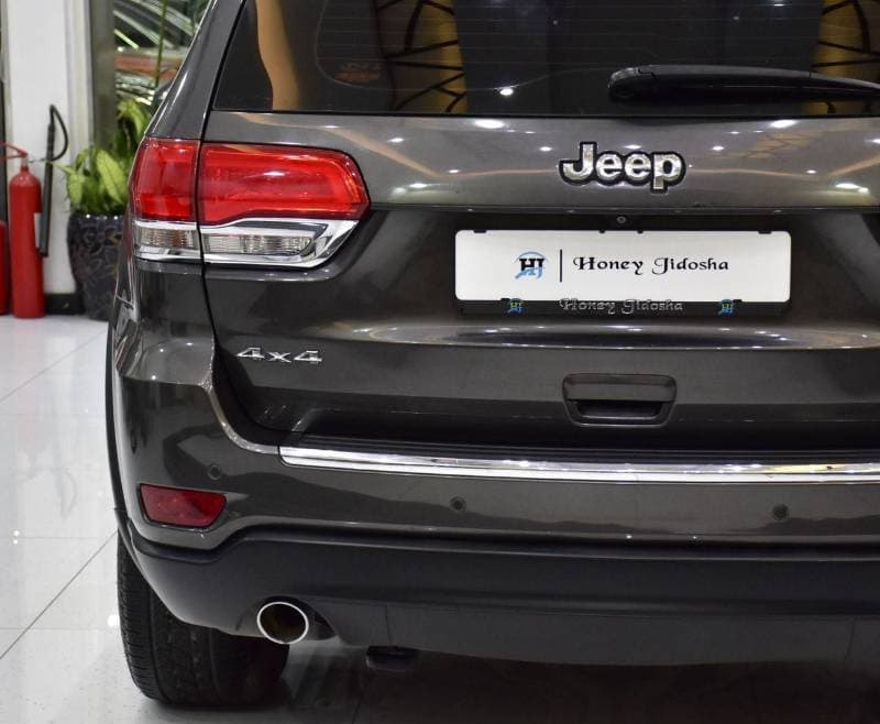 2015 Jeep Grand Cherokee LIMITED thumbnail 8
