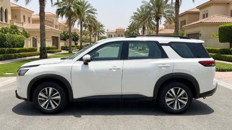 2024 Nissan Pathfinder S thumbnail 5