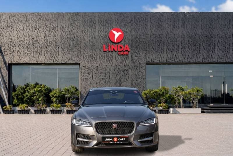 2020 Jaguar XF R SPORT thumbnail 2