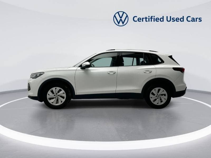 2025 Volkswagen Tiguan LIFE thumbnail 4