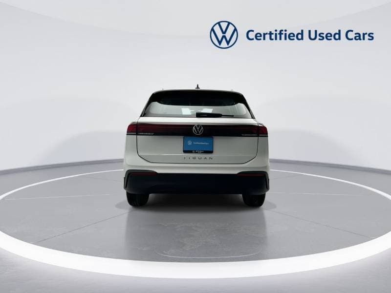 2025 Volkswagen Tiguan LIFE thumbnail 6