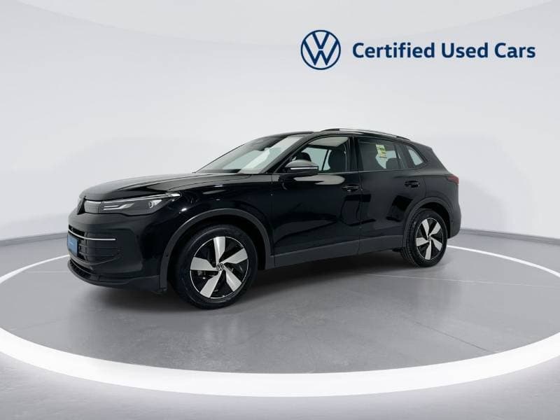 2026 Volkswagen Tiguan LIFE PLUS thumbnail 3