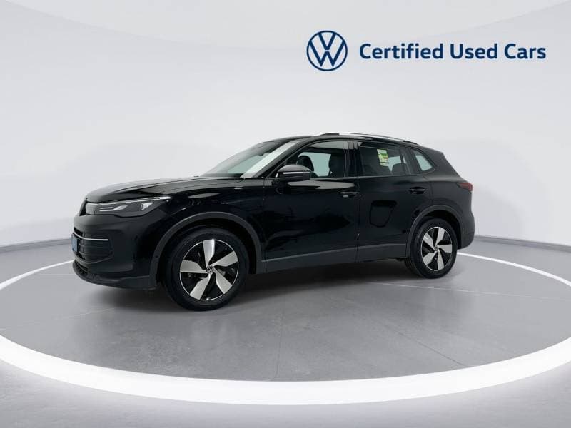 2026 Volkswagen Tiguan LIFE PLUS thumbnail 3