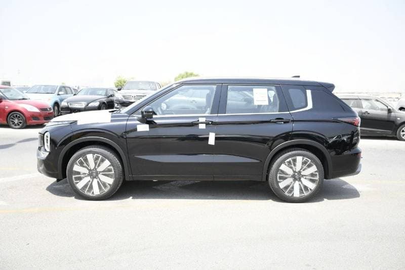 2026 Mitsubishi Outlander HIGHLINE thumbnail 3
