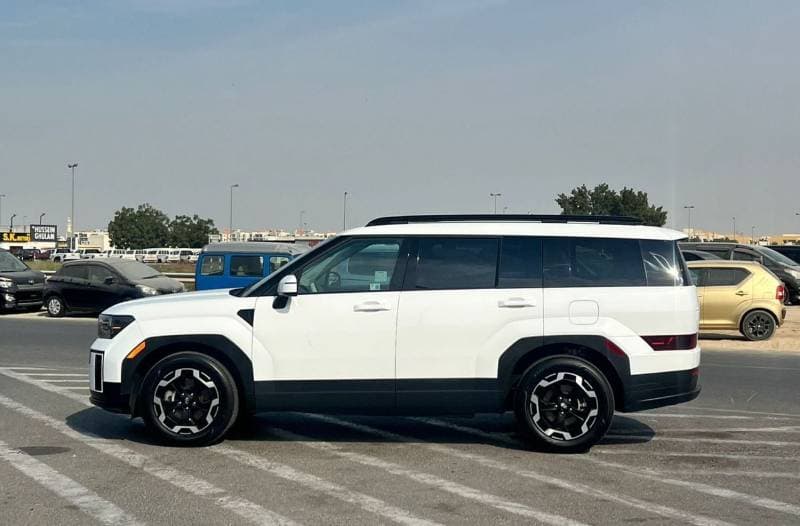 2025 Hyundai Santa Fe thumbnail 4