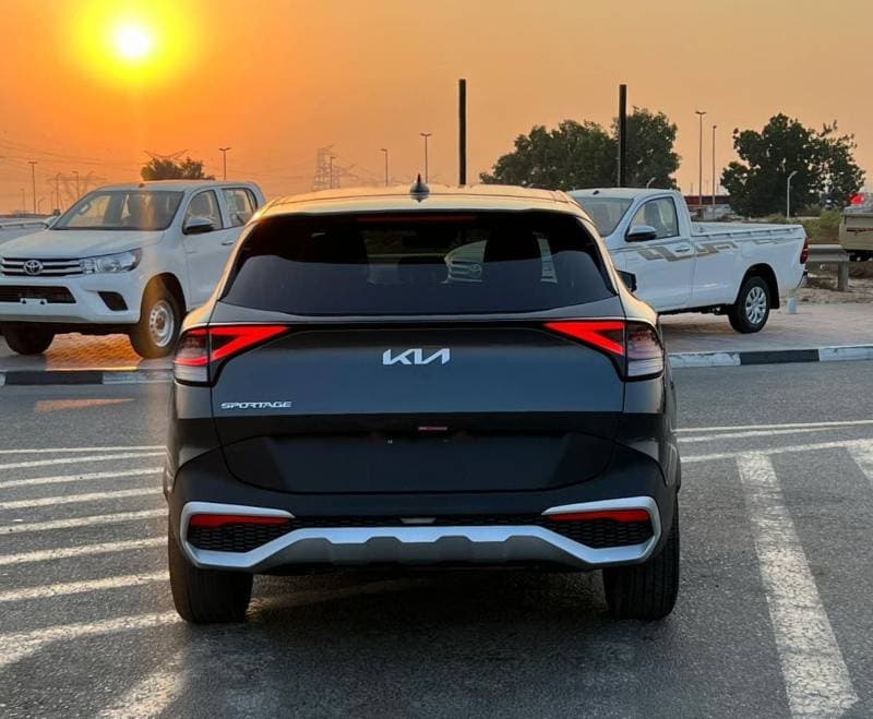 2024 Kia Sportage LX thumbnail 6
