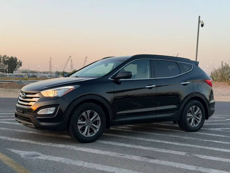 2016 Hyundai Santa Fe thumbnail 2