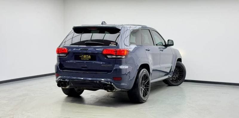 2021 Jeep Grand Cherokee TRACKHAWK thumbnail 4