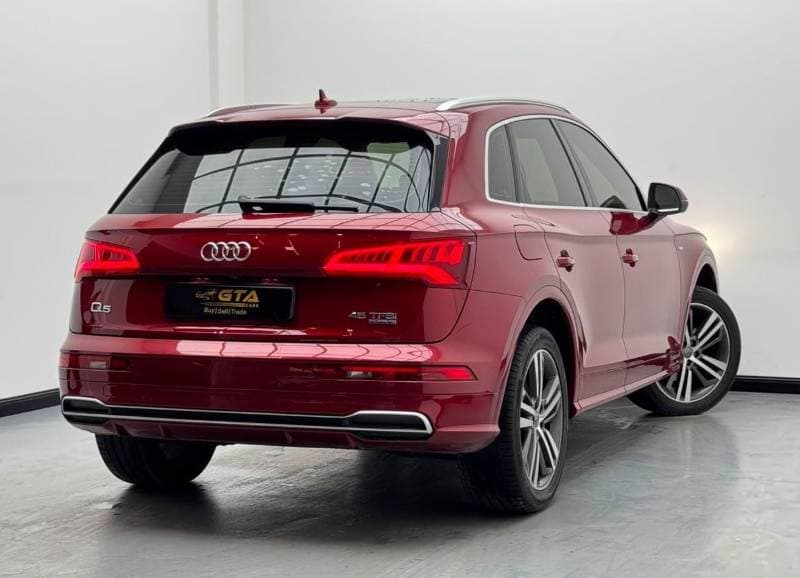 2020 Audi Q5 45 TFSI thumbnail 4