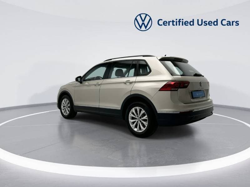 2024 Volkswagen Tiguan LIFE thumbnail 5