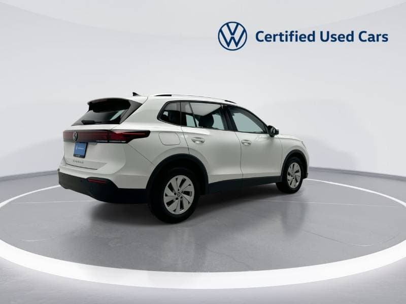 2025 Volkswagen Tiguan LIFE thumbnail 8