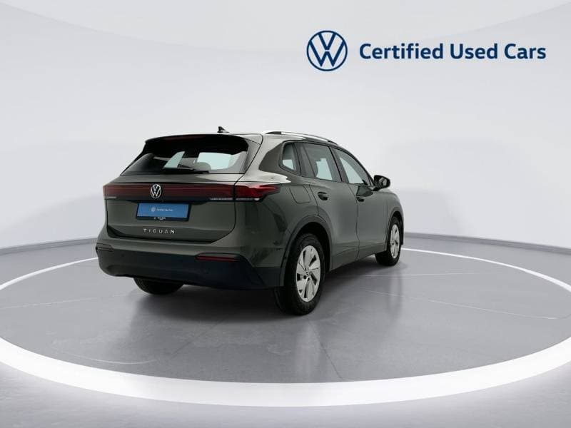 2025 Volkswagen Tiguan LIFE thumbnail 8