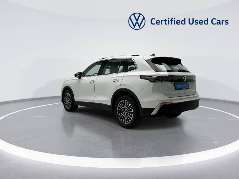 2026 Volkswagen Tiguan LIFE PLUS thumbnail 6