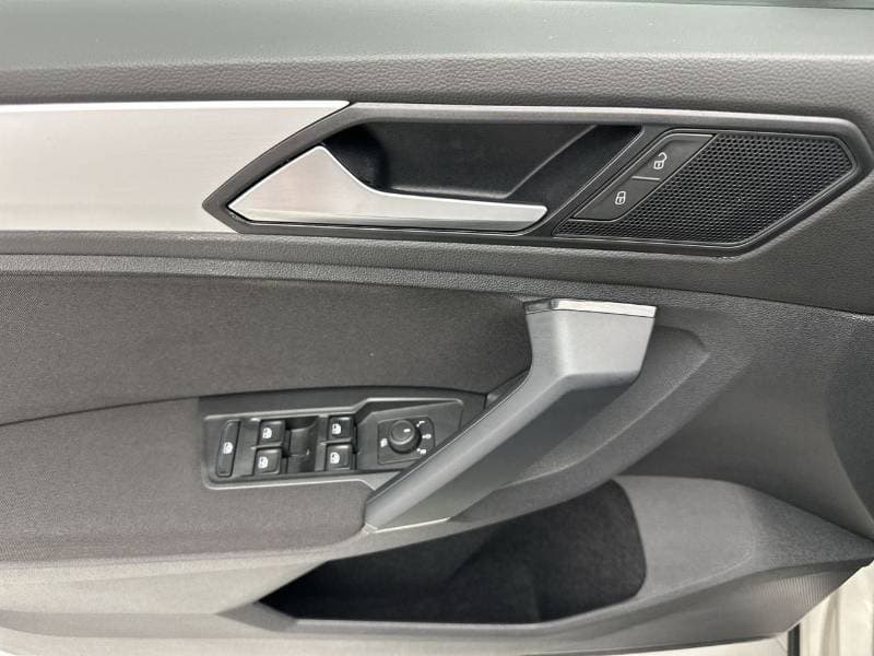 2024 Volkswagen Tiguan TREND thumbnail 8