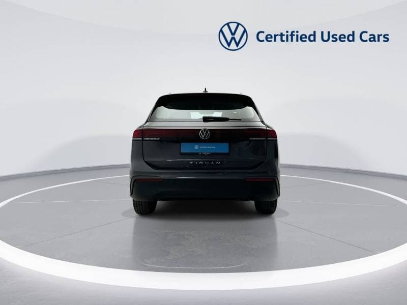 2025 Volkswagen Tiguan LIFE thumbnail 7