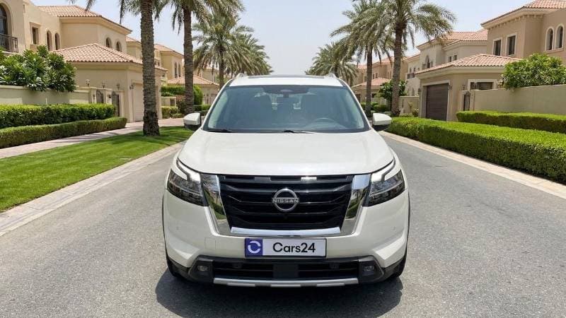 2024 Nissan Pathfinder SL thumbnail 6