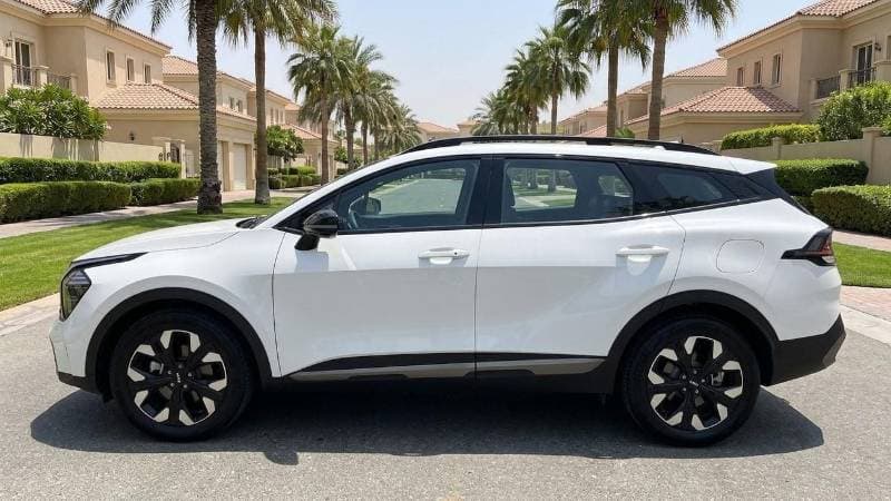 2025 Kia Sportage SX thumbnail 5