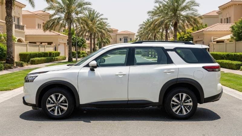 2023 Nissan Pathfinder S thumbnail 5