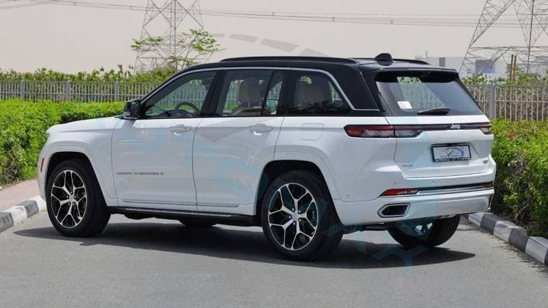 2025 Jeep Grand Cherokee SUMMIT thumbnail 5