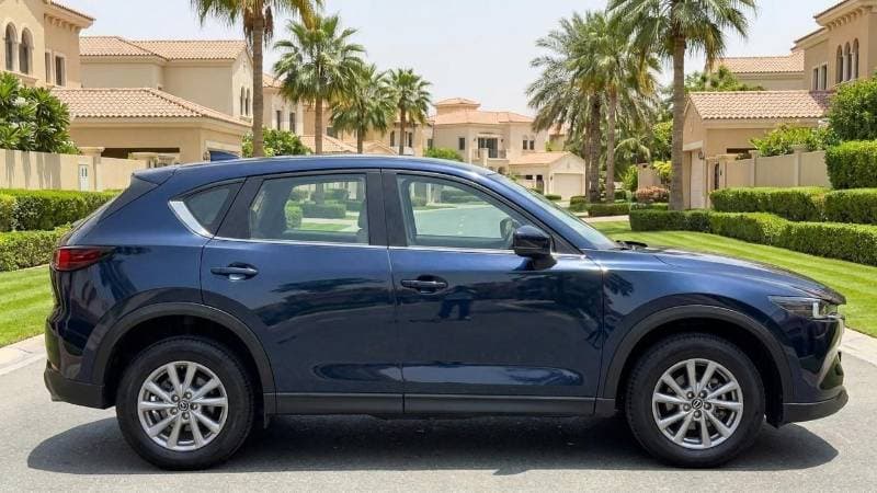 2024 Mazda CX 5 GL thumbnail 3
