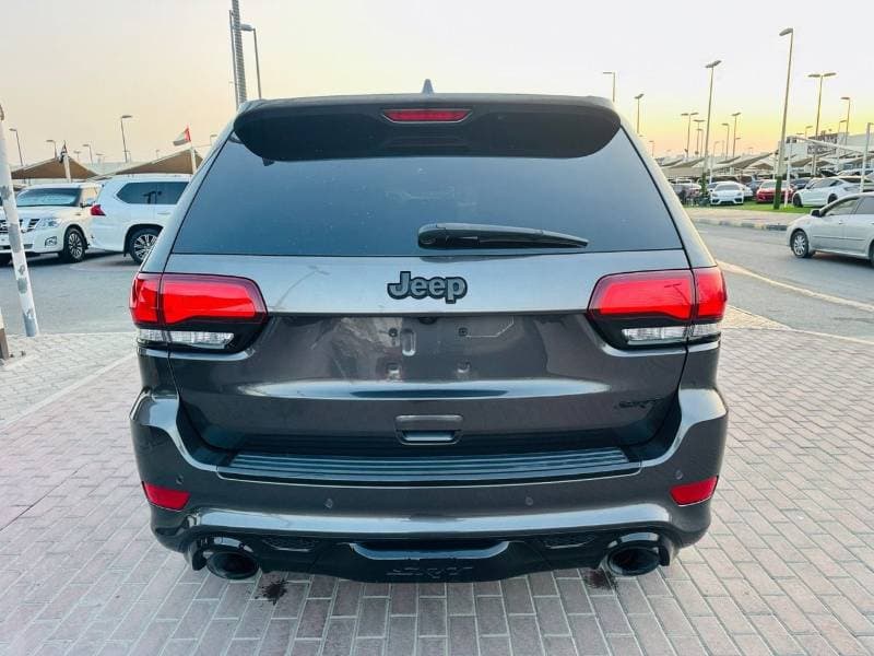 2019 Jeep Grand Cherokee SRT thumbnail 5