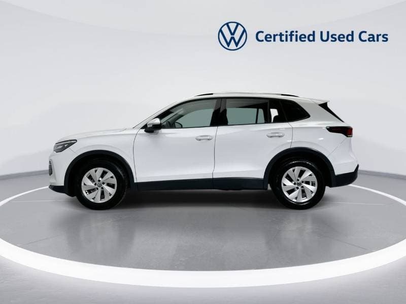 2025 Volkswagen Tiguan LIFE thumbnail 4