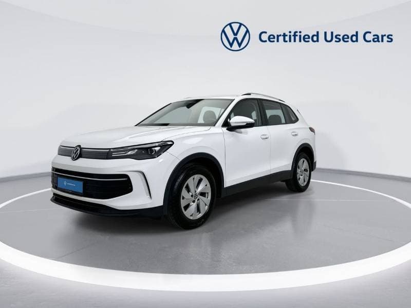 2025 Volkswagen Tiguan LIFE thumbnail 3