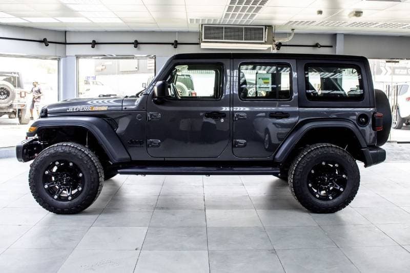 2024 Jeep Wrangler SPORT thumbnail 5