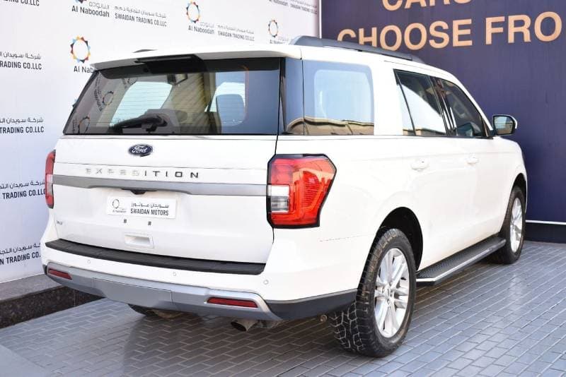 2023 Ford Expedition XLT thumbnail 6