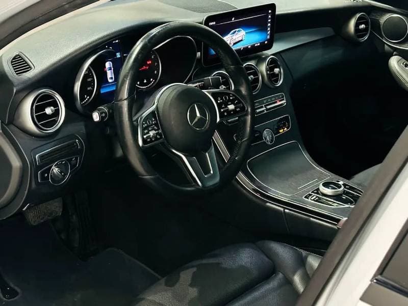 2020 Mercedes Benz C200 AMG thumbnail 6