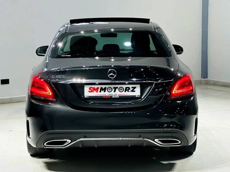2021 Mercedes Benz C200 AMG thumbnail 7