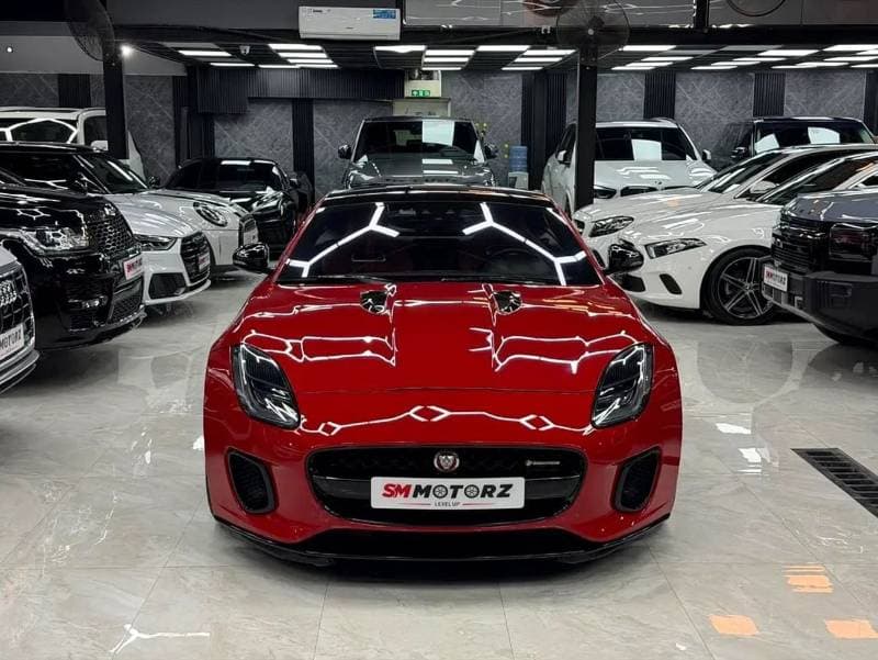 2018 Jaguar F TYPE R DYNAMIC thumbnail 2