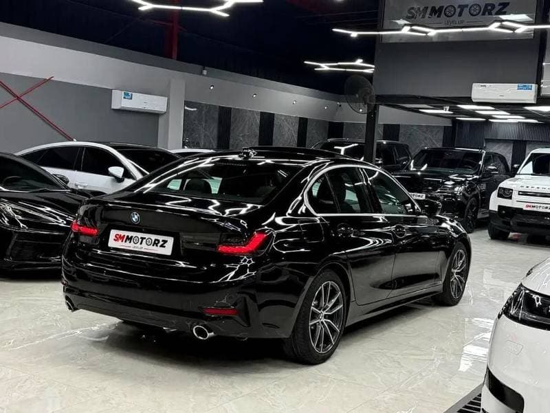 2022 BMW 330i M SPORT thumbnail 4