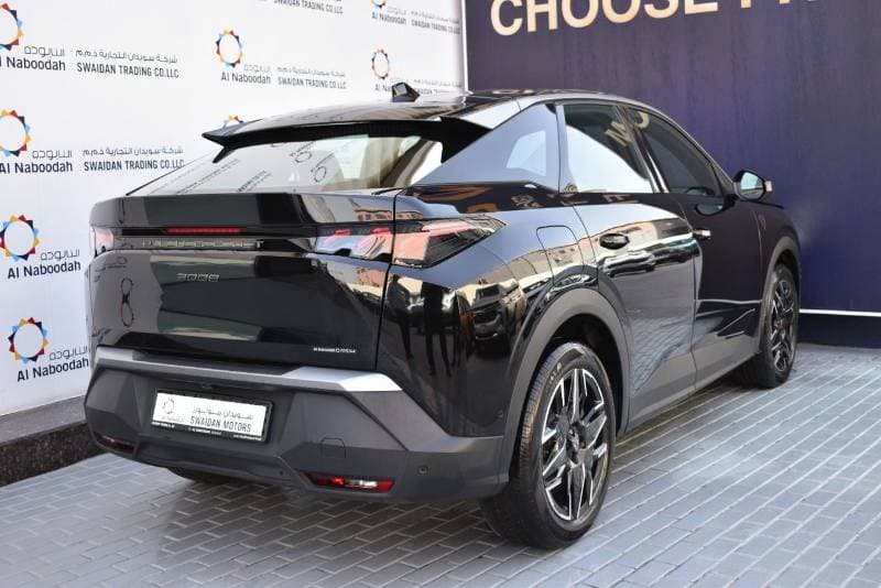 2025 Peugeot 3008 GT thumbnail 6