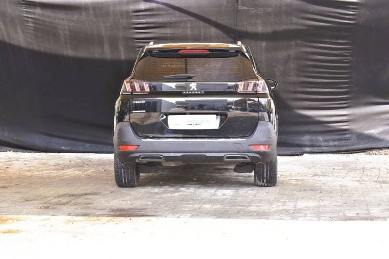 2025 Peugeot 5008 GT thumbnail 6