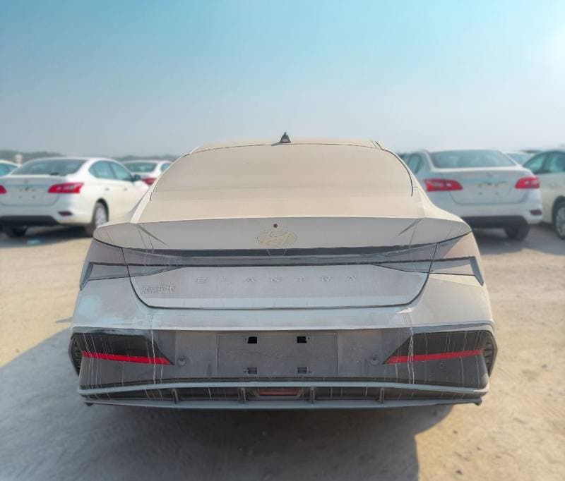2025 Hyundai Elantra SMART thumbnail 5