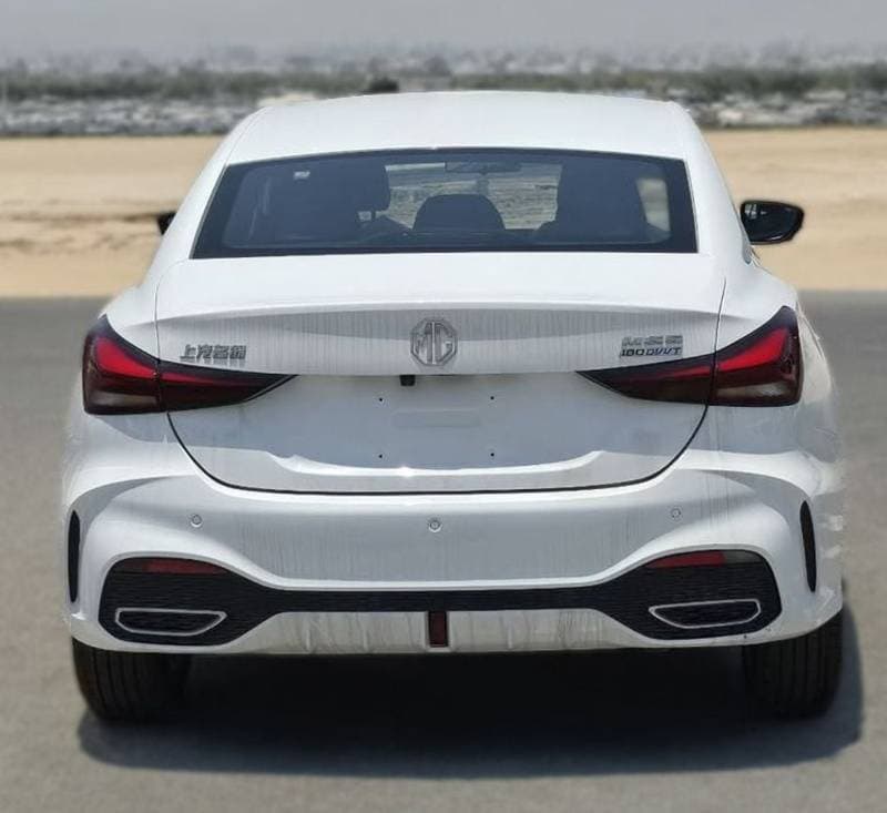 2026 MG 5 LUX thumbnail 4