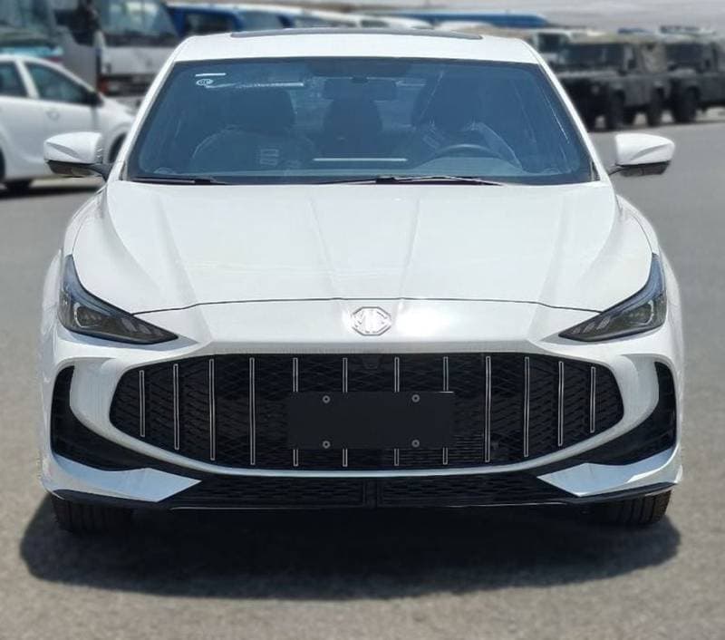 2026 MG 5 LUX thumbnail 3