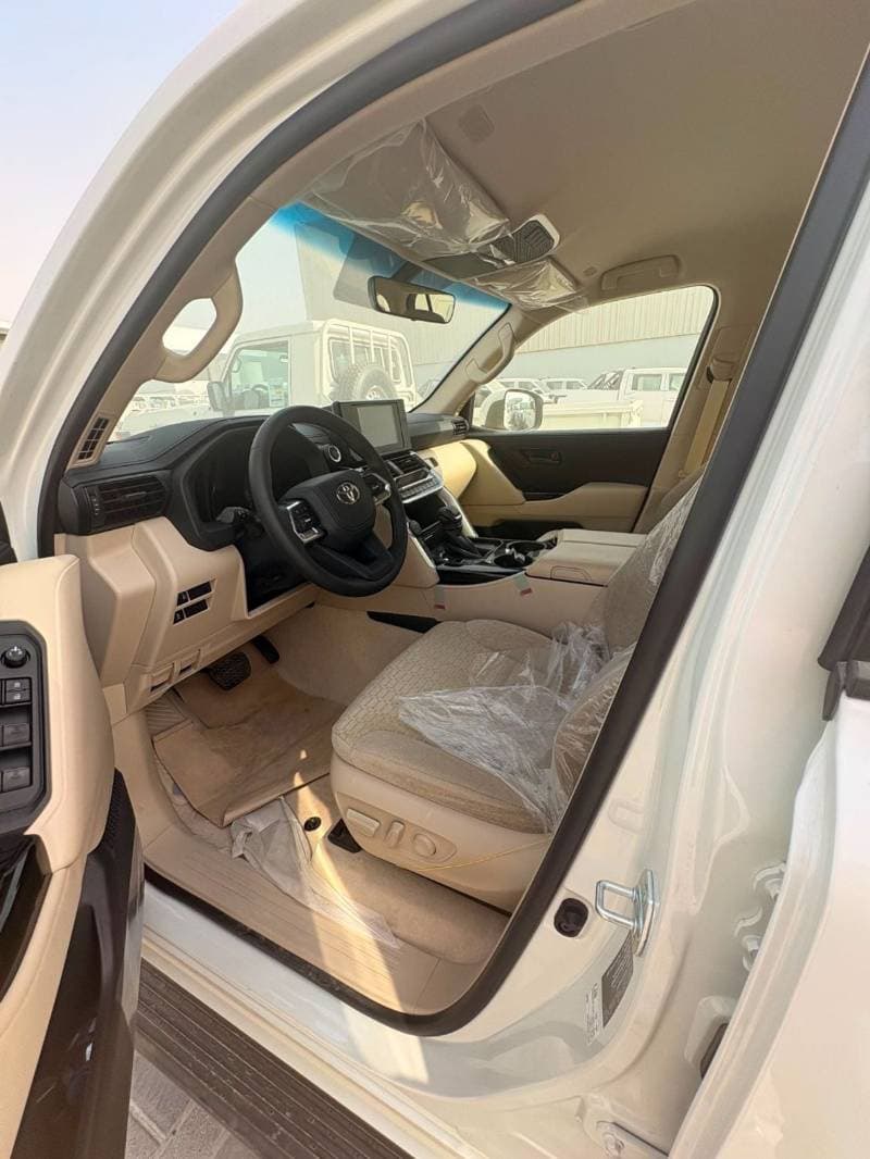 2026 Toyota Land Cruiser GXR thumbnail 6