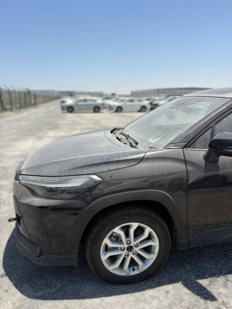 2026 Toyota Frontlander Luxury thumbnail 2