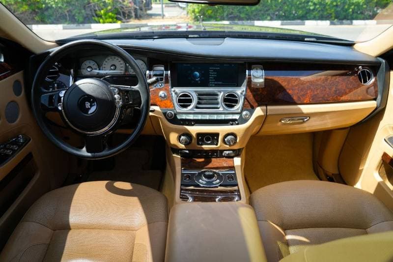 2011 Rolls Royce Ghost thumbnail 4